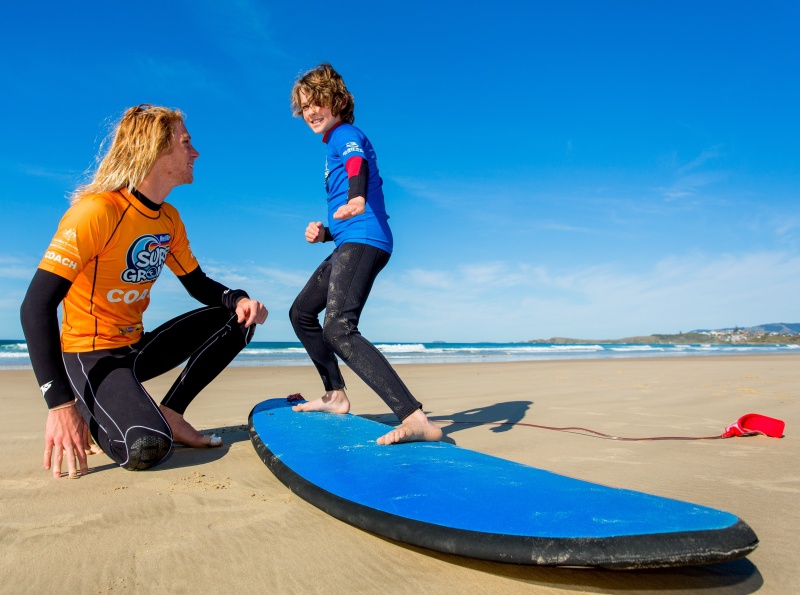 Learn to Surf with SurfGroms