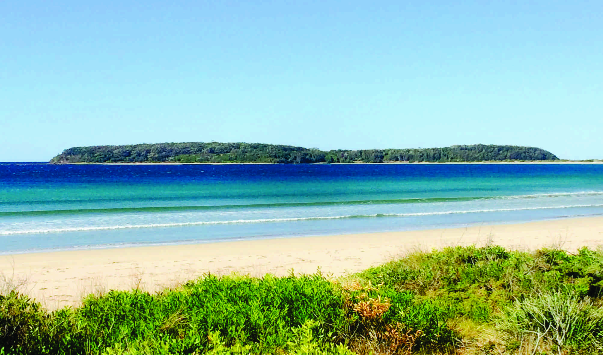 best place to learn surfing is north Broulee beach